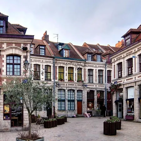 Duplex Next To Grand Place